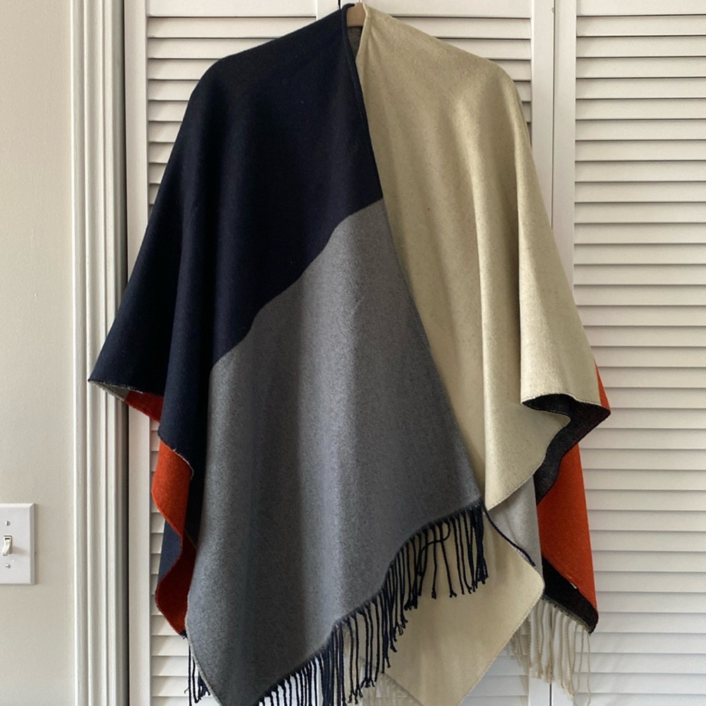 Adorable poncho